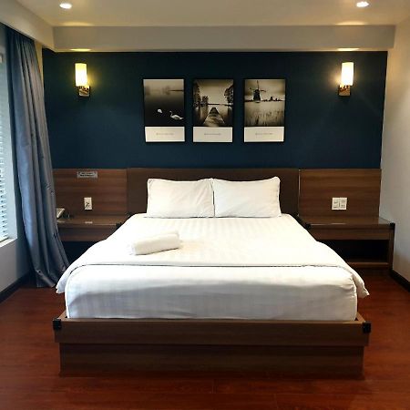 Reddoorz Premium Cloud 9 An Nhon Hotel Ho Şi Min Exterior foto
