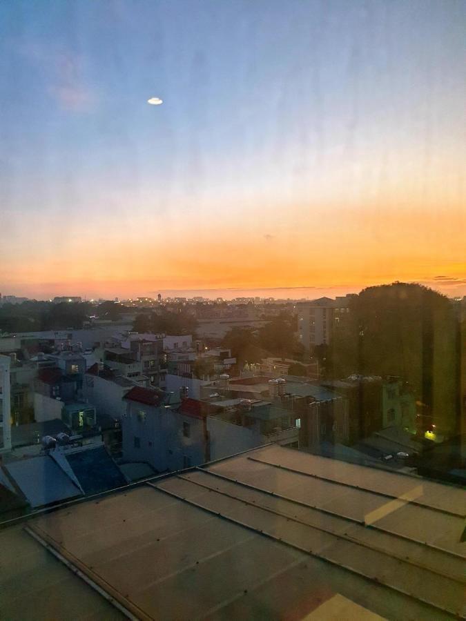 Reddoorz Premium Cloud 9 An Nhon Hotel Ho Şi Min Exterior foto